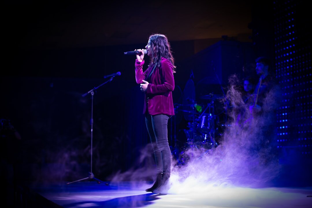 selena gomez on stage