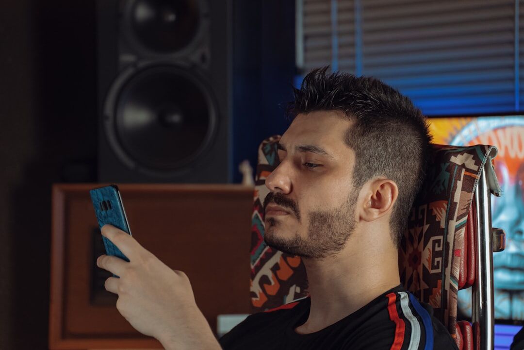 fan listening to music