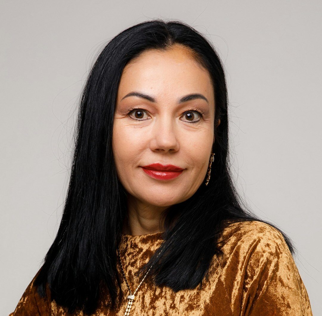 Studio portrait of a Latina woman editor
